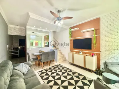 Casa com 2 Quartos à venda, 61m² no Jardim Las Palmas, Guarujá