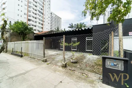 Imóvel Comercial à venda, 244m² no Centro, Joinville