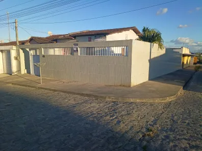 Casa com 2 Quartos à venda, 72m² no Castelo Branco, Campina Grande