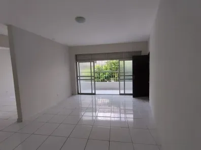 Apartamento com 4 Quartos para alugar, 143m² no Umarizal, Belém