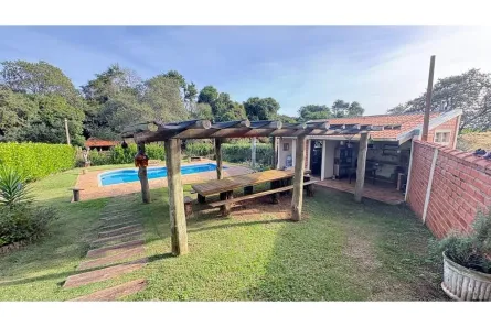 Fazenda/Sítio com 3 Quartos à venda, 10000m² no Centro, Avaré