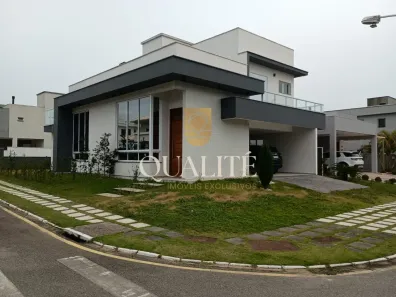 Casa de Condomínio com 3 Quartos à venda, 237m² no São João do Rio Vermelho, Florianópolis