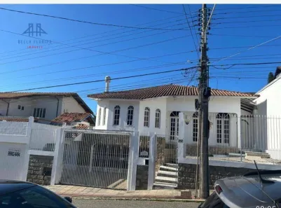 Casa com 3 Quartos à venda, 419m² no Agronômica, Florianópolis