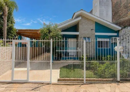 Casa com 3 Quartos à venda, 170m² no Ponta Porã, Cachoeirinha