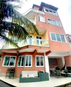 Casa com 6 Quartos para alugar, 550m² no Piratininga, Niterói
