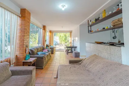 Fazenda/Sítio com 3 Quartos à venda, 2849m² no Parque Valinhos, Valinhos