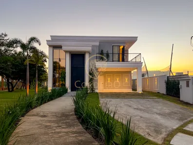 Casa de Condomínio com 4 Quartos à venda, 432m² no Cidade Alpha, Eusébio
