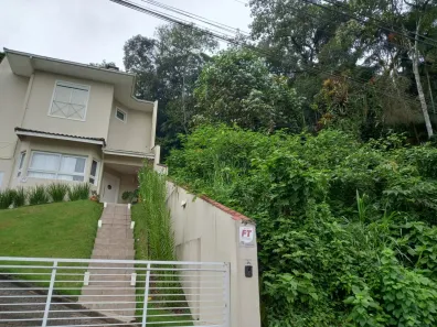 Lote/Terreno à venda, 1032m² no América, Joinville