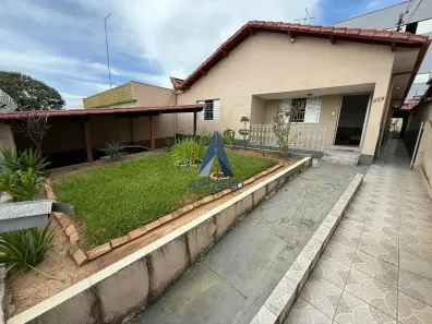 Casa com 4 Quartos à venda, 360m² no Tânia, Ribeirão das Neves