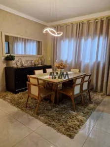 Casa com 4 Quartos à venda, 220m² no Vila São Jorge, Aparecida de Goiânia