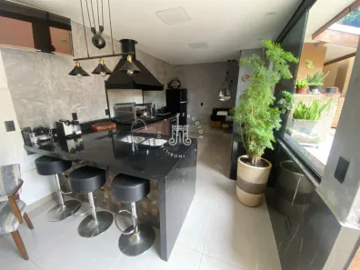 Sobrado com 4 Quartos à venda, 190m² no Chácaras Saudáveis e Encantadoras, Jundiaí