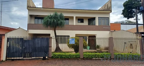 Casa com 3 Quartos à venda, 299m² no Vila Agari, Apucarana