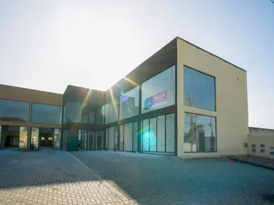 Ponto Comercial para alugar, 243m² no Chácara Letônia, Americana