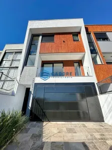 Casa com 3 Quartos à venda, 196m² no Vinhedos, Caxias do Sul