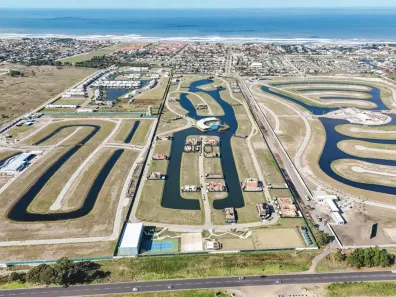 Lote/Terreno à venda, 250m² no XANGRI-LÁ, Xangri-lá