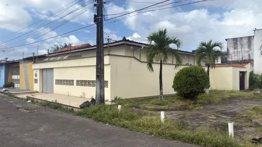 Casa com 3 Quartos à venda, 200m² no COHAB Anil III, São Luís