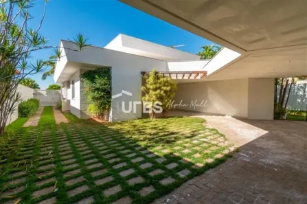 Casa de Condomínio com 4 Quartos à venda, 336m² no Jardins Paris, Goiânia