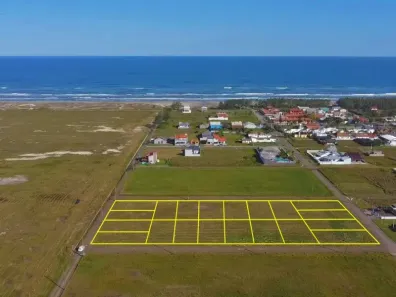 Lote/Terreno à venda, 300m² no Areias Claras, Balneário Gaivota