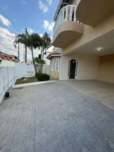 Casa de Condomínio com 4 Quartos à venda, 300m² no Curral, Ibiúna