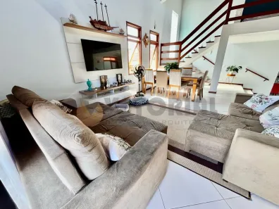 Sobrado com 3 Quartos à venda, 272m² no Indaiá, Caraguatatuba