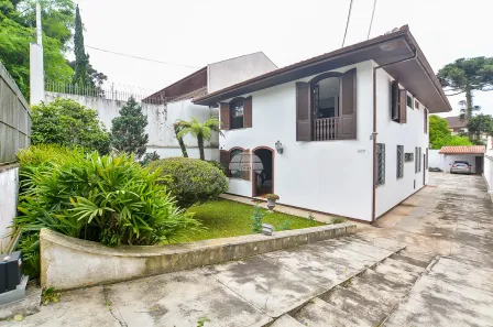 Casa com 6 Quartos à venda, 210m² no Bigorrilho, Curitiba