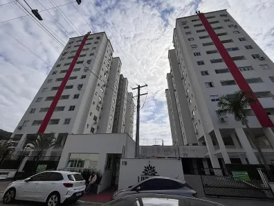 Apartamento com 2 Quartos para alugar, 54m² no Pedra Branca, Palhoça