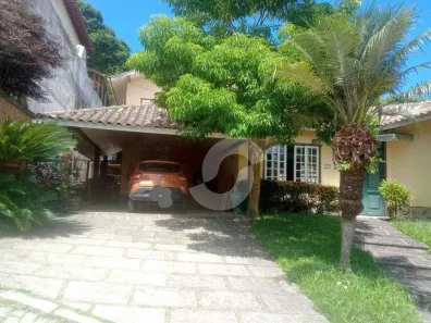 Casa de Condomínio com 4 Quartos à venda, 451m² no Badu, Niterói