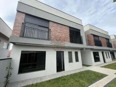 Sobrado com 3 Quartos à venda, 96m² no São Braz, Curitiba