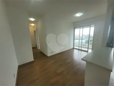 Apartamento com 2 Quartos para alugar, 55m² no Vila Anastácio, São Paulo