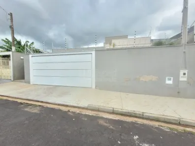 Casa com 3 Quartos à venda, 192m² no Jardim Brasil (Vila Xavier), Araraquara