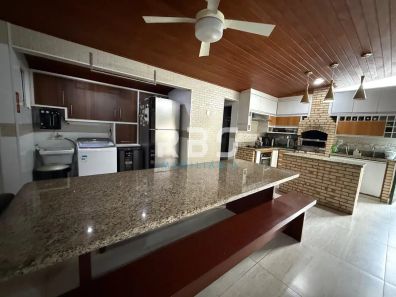 Apartamento com 3 Quartos à venda, 100m² no Praia da Baleia, Serra