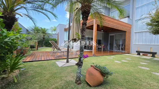Casa de Condomínio com 3 Quartos à venda, 270m² no Jardim do Lago, Campinas