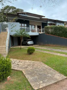 Casa de Condomínio com 3 Quartos para alugar, 350m² no Parque Residencial Itapeti, Mogi das Cruzes