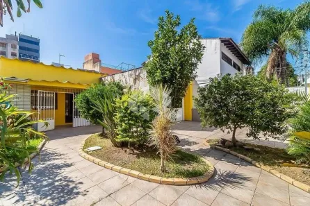 Casa com 4 Quartos à venda, 220m² no Passo da Areia, Porto Alegre