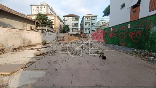 Lote/Terreno à venda, 334m² no Aparecida, Santos