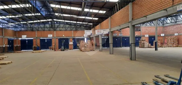 Galpão/Depósito/Armazém com 2 Quartos para venda ou aluguel, 4500m² no Sarandi, Porto Alegre