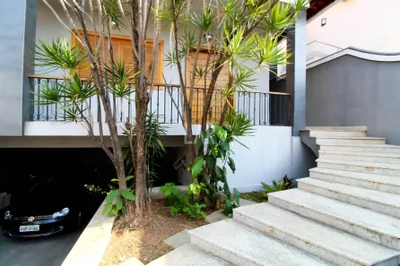 Casa com 5 Quartos à venda, 373m² no Santa Tereza, Belo Horizonte
