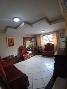 Casa com 3 Quartos à venda, 240m² no Alípio de Melo, Belo Horizonte