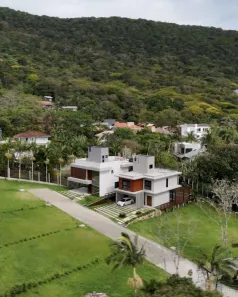 Casa de Condomínio com 3 Quartos à venda, 339m² no Praia das Taquaras, Balneário Camboriú