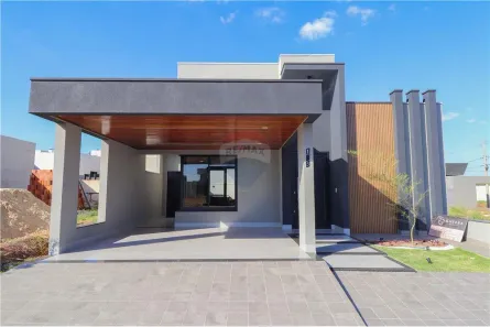 Casa de Condomínio com 3 Quartos à venda, 152m² no Petit-Trianon, Araçatuba