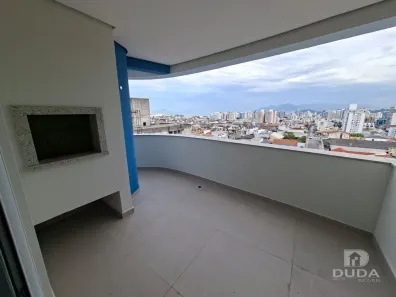 Apartamento com 2 Quartos para alugar, 92m² no Barreiros, São José