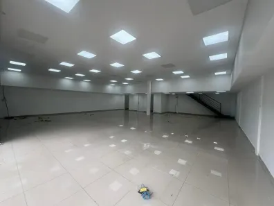 Galpão/Depósito/Armazém para alugar, 311m² no Cidade Monções, São Paulo