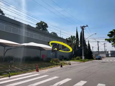 Galpão/Depósito/Armazém para alugar, 2500m² no Jardim São Vicente, Cotia