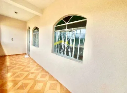 Casa com 2 Quartos para alugar, 70m² no Palmeiras, Belo Horizonte