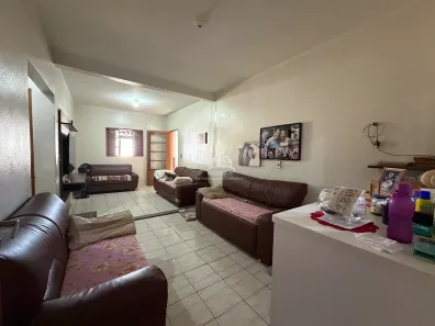 Casa com 4 Quartos à venda, 472m² no Presidente Roosevelt, Uberlândia