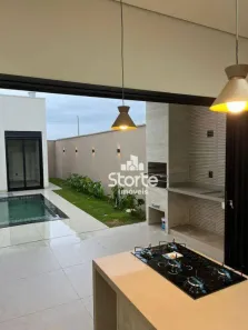 Casa de Condomínio com 3 Quartos à venda, 150m² no Grand Ville, Uberlândia