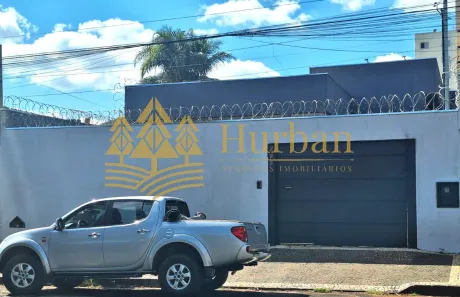 Casa com 3 Quartos à venda, 180m² no Daniel Fonseca, Uberlândia