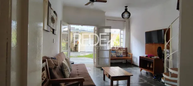 Casa de Condomínio com 2 Quartos à venda, 67m² no Balneário Copacabana, Caraguatatuba