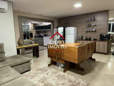 Casa com 4 Quartos à venda, 290m² no Embaré, Santos