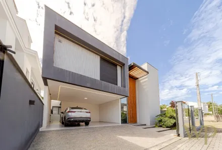 Casa de Condomínio com 3 Quartos à venda, 253m² no Vila Nova, Joinville